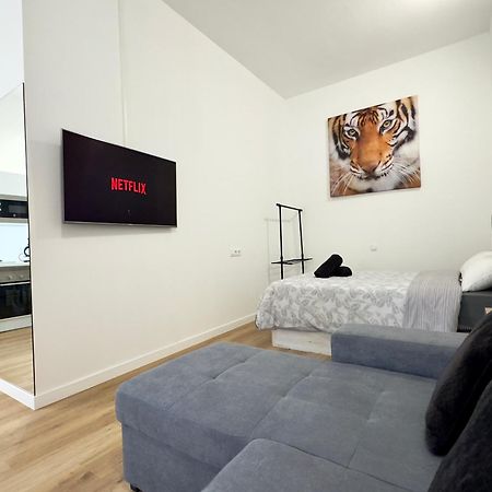 דירות Ojos de Garza Loft Deluxe Aeropuerto מראה חיצוני תמונה