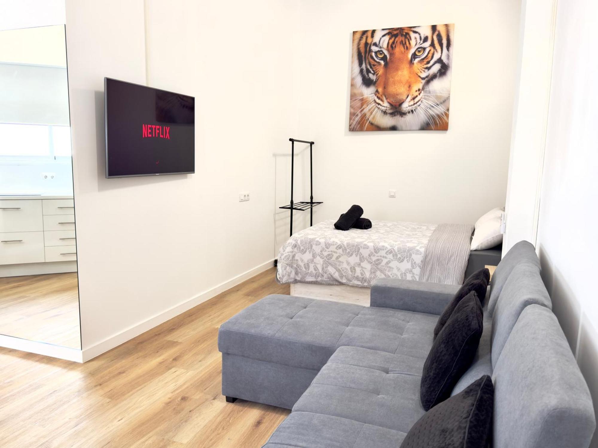 דירות Ojos de Garza Loft Deluxe Aeropuerto מראה חיצוני תמונה