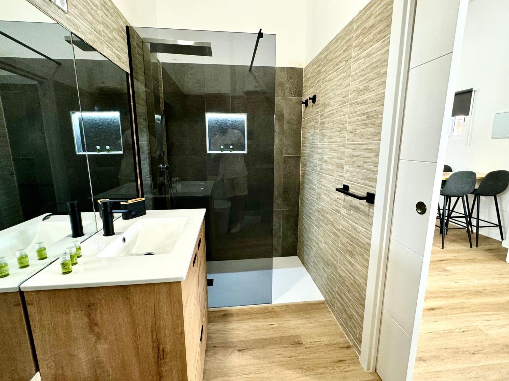 דירות Ojos de Garza Loft Deluxe Aeropuerto מראה חיצוני תמונה