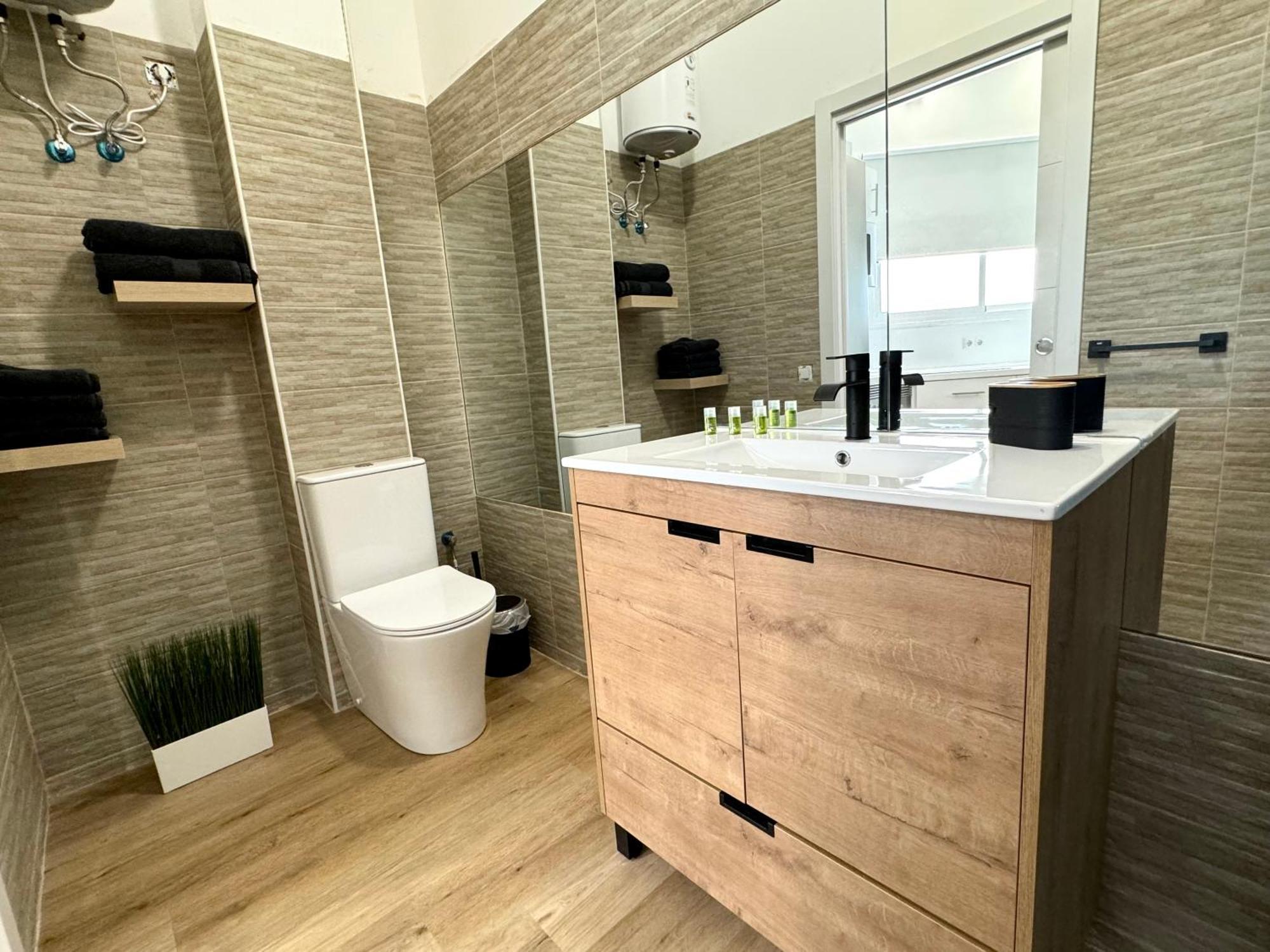 דירות Ojos de Garza Loft Deluxe Aeropuerto מראה חיצוני תמונה