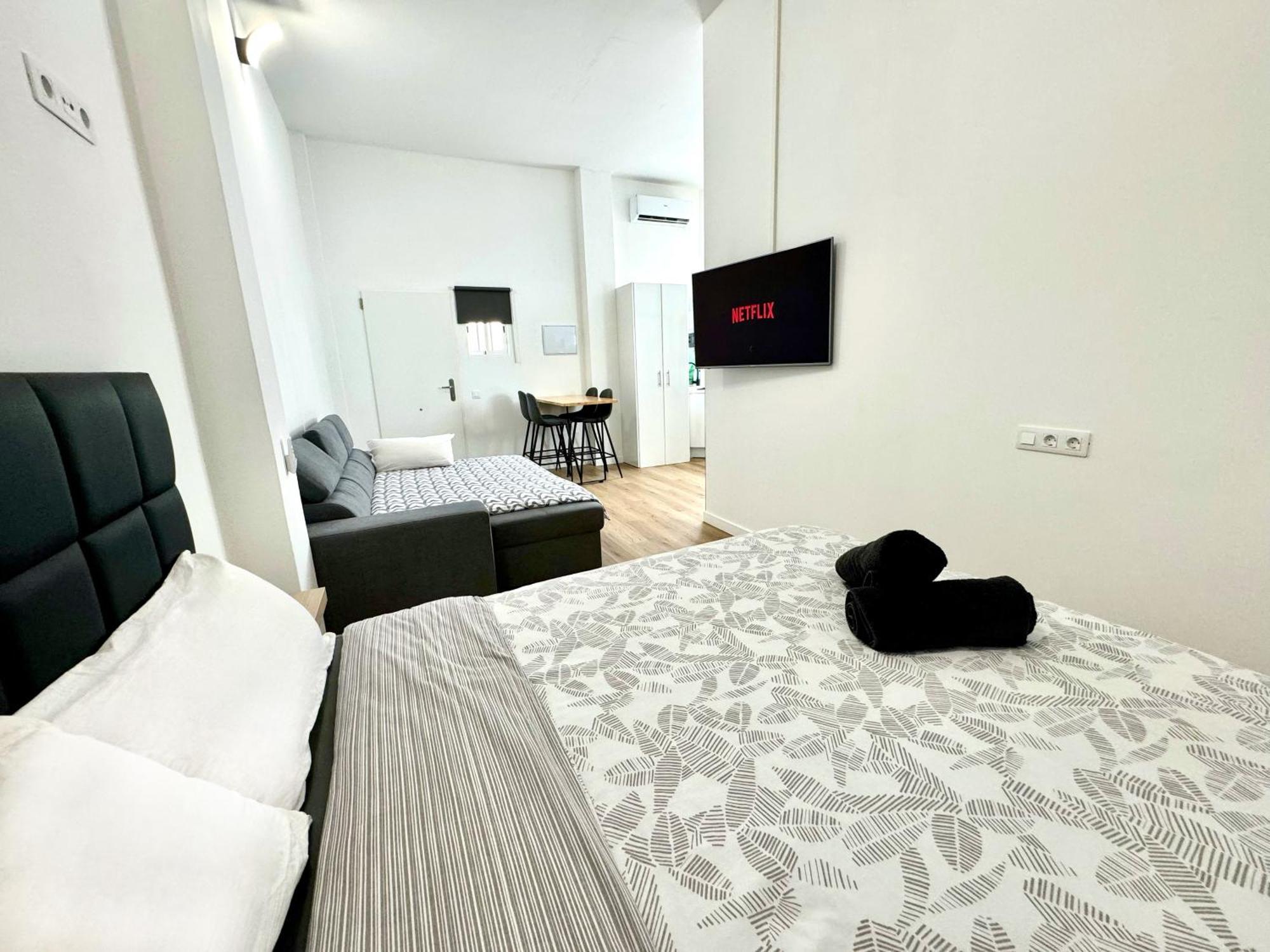 דירות Ojos de Garza Loft Deluxe Aeropuerto מראה חיצוני תמונה