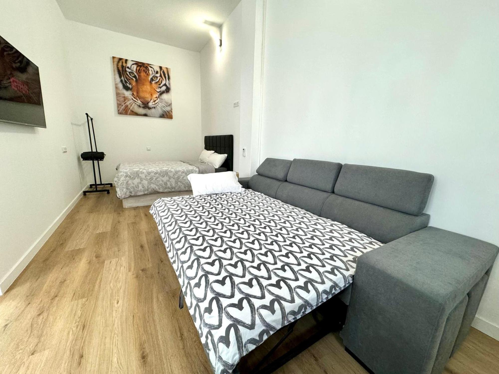 דירות Ojos de Garza Loft Deluxe Aeropuerto מראה חיצוני תמונה